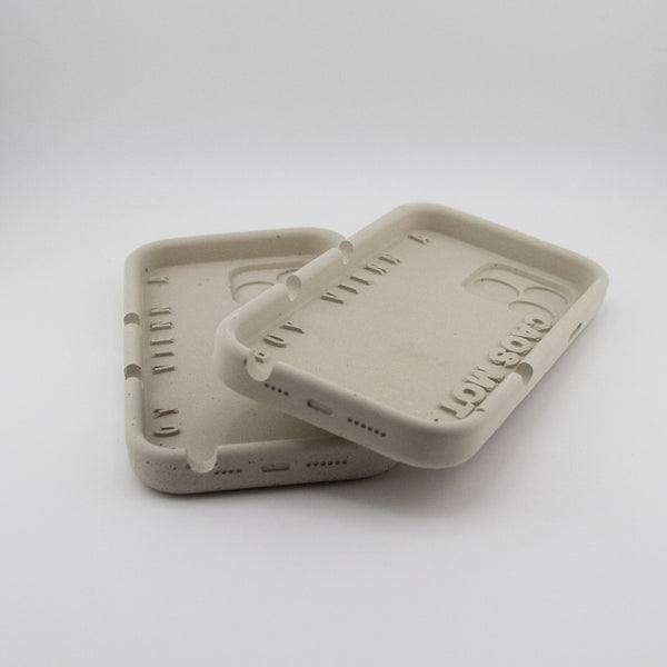 CEMENT TROMPE-L'ŒIL PHONE CASE ASHTRAY - CAOS MOTĒ X BOY VIENNA